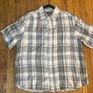 Mossimo Supply Co White and Black Casual Button Down Shirt